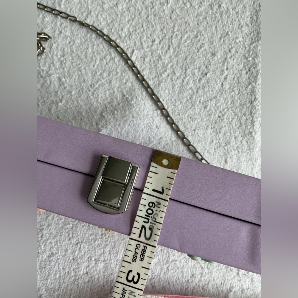 Elegant Floral Lavender Clutch - Picture 9 of 12